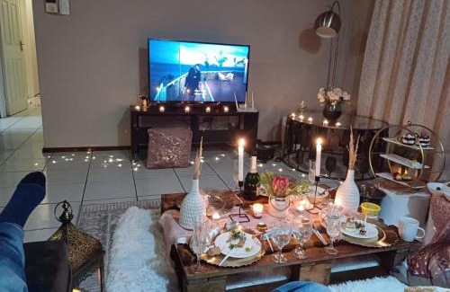 Margate Apartment | Devine Stay- Margate