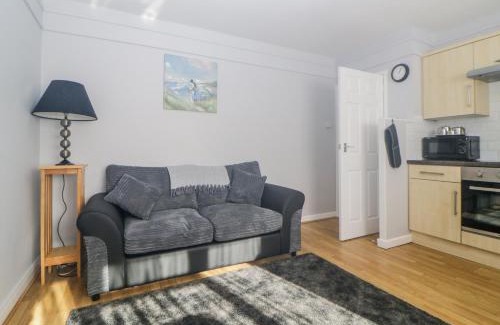 Paignton Apartment | Devon Seaside Apartment