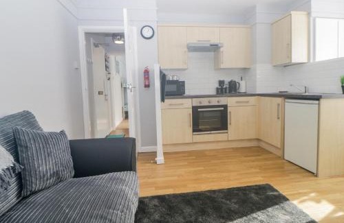 Paignton Apartment | Devon Seaside Apartment