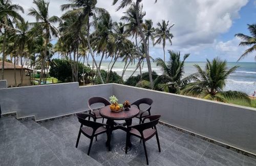 Wadduwa Hotel | Dhammika Beach Palace