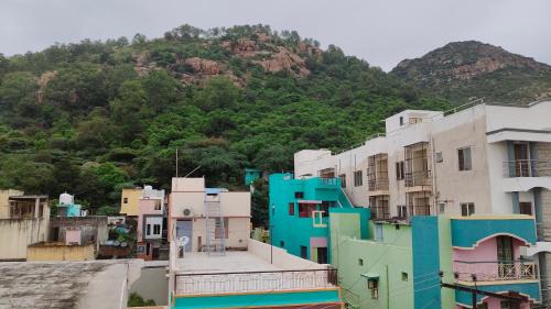 Tiruvannamalai House | Dheeksha Homestay