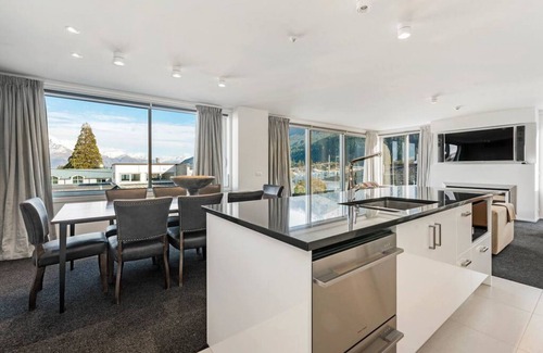 Queenstown City Centre Apartment | Diamond Deluxe Central Queenstown