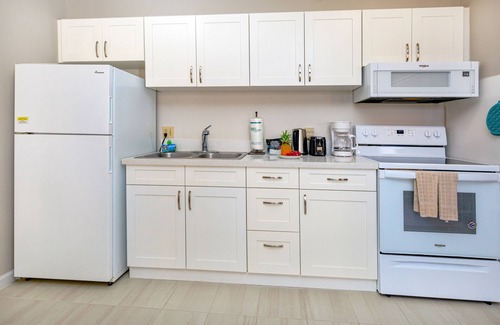 Waikiki Condo | Diamond Head & Ocean View Gem Near Waikiki Beach: Parking's On Us!