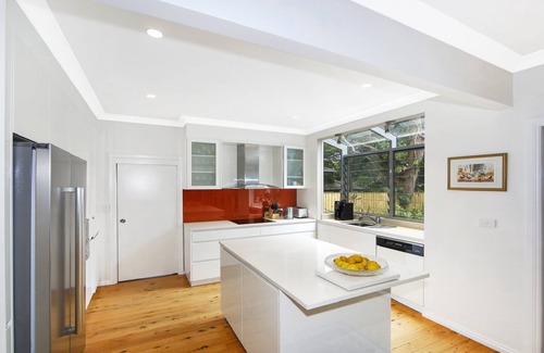 Pearl Beach House | Diamond House by HolidayCo.