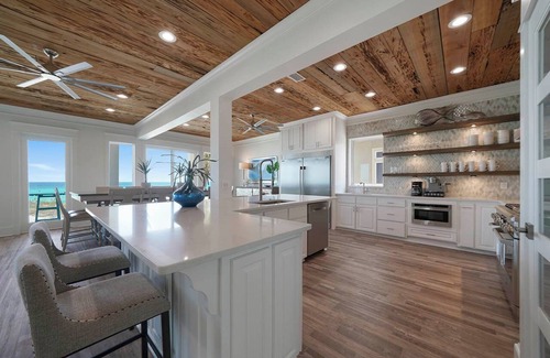 Destin House | Diamond in the Dunes - Huge Beachfront Vacation Home with Large Pool Area & Ocean Views