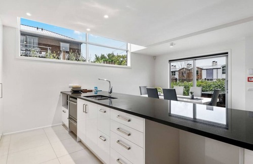 Queenstown City Centre Apartment | Diamond Luxury Central Queenstown