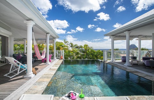 Tartane Villa | Diamond Rock