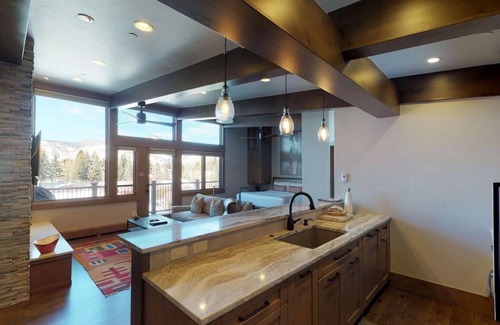 Vail Apartment | Diamond Studio @ Manor Vail - Free Breakfast