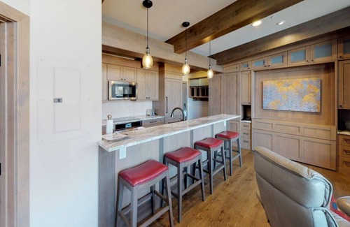 Vail Apartment | Diamond Studio @ Manor Vail - Free Breakfast