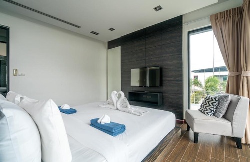 Choeng Thale Villa | Diamond Villas by Lofty
