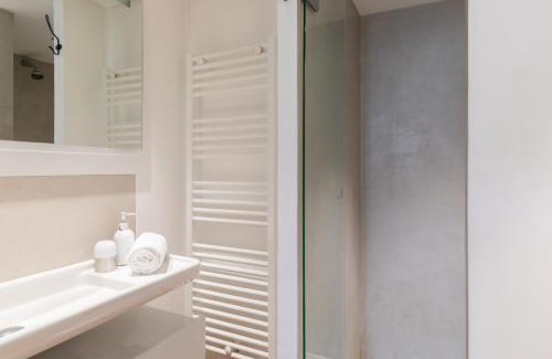 Charpennes - Charmettes Apartment | DIFY Style - Charpennes