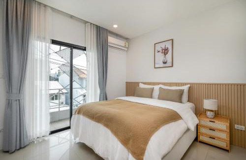 Nimman Villa | Digital Nomad 5BR House Fast Wi-Fi In Nimmanhemin