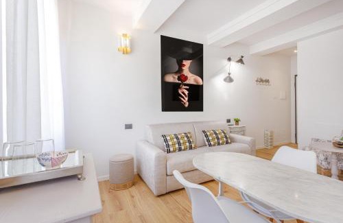 Old Town Apartment | Dimora d'autore - L'arte di Vivere Modena