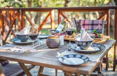 Vaalwater Cabin | Dinkweng Safari Lodge