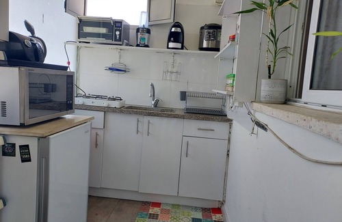 Qiryat Shaʼul Apartment | Dip in green vacation or business apartment, BB per stay, 5 min to center