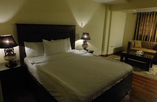 G-7 Sector Hotel | Diplomat Hotel