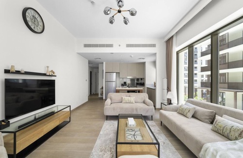 Madinat Zayed Apartment | Direct Access to Beach | Bills Included | Furnished