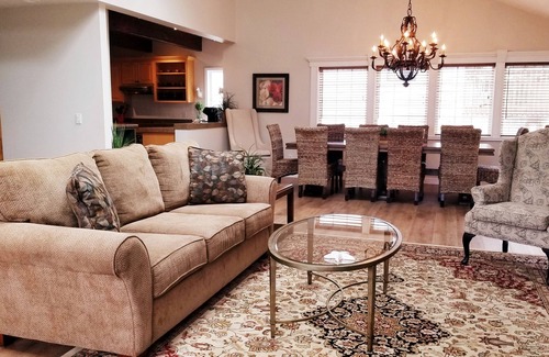 Rockaway Beach House | Direct Beach Access, 4,500 sq. ft., Renovated, Elegant, Great for Entertaining
