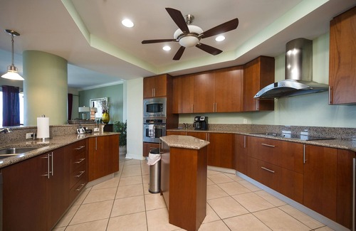 Daytona Beach Condo | Direct Ocean Front Luxury Condo. 3Bed/3Bath.Awesome Views of the entire Beach .