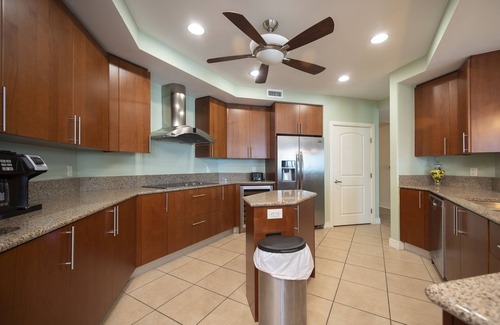 Daytona Beach Condo | Direct Ocean Front Luxury Condo. 3Bed/3Bath.Awesome Views of the entire Beach .