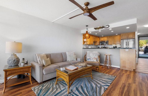 Kahana Condo | Direct Oceanfront AC Lanai Views Peaceful West Maui Stay