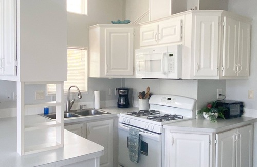 Juno Beach House | Directly across Juno Beach and Pier!