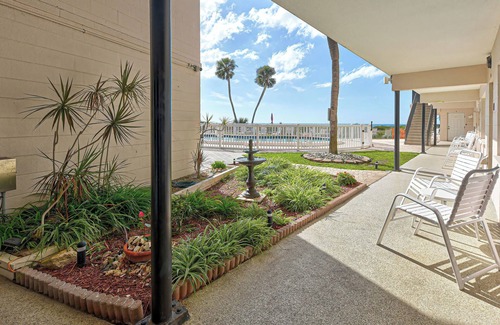 Golden Beach Condo | Directly on the Gulf - Unit 7 - Studio - Ground Floor - Sleeps 2