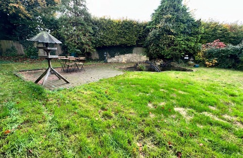 Bray on Thames House | Discover Heaven's Way Heathrow: 25% Off! Near Windsor Castle, Legoland, Windsor!