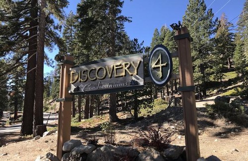 Mammoth Lakes House | Discovery 4 125