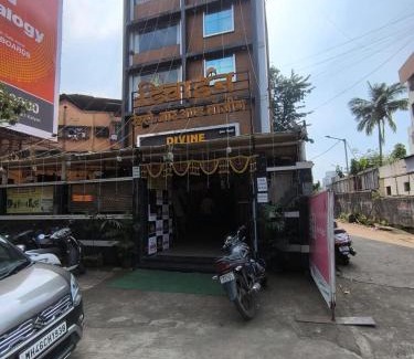 Kalyan Hotel | Divine Fine Dine