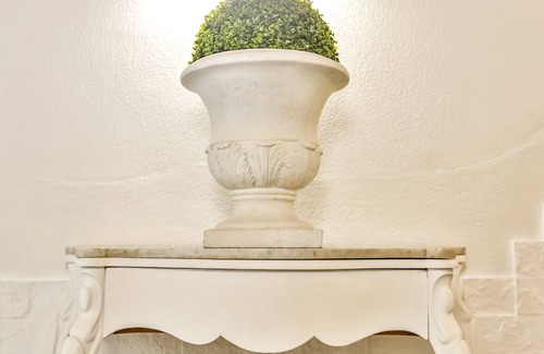 Arbos House | "Divine, Mediterranean, wine, low penedes and garraf"