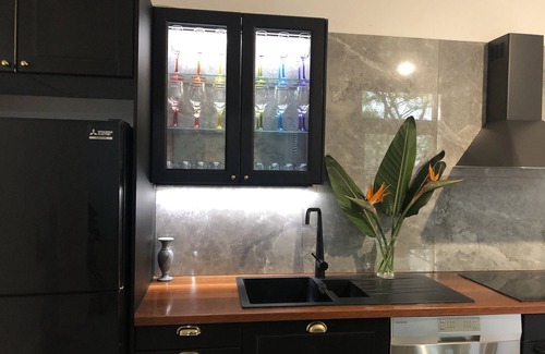 The Rocks Apartment | Divine Workers Cottage - a perfect retreat in the heart of The Rocks.