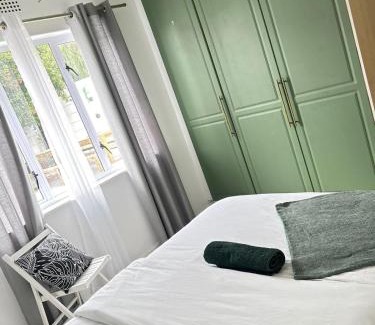 Flamingo Vlei House | DMK GUESTHOUSE 2