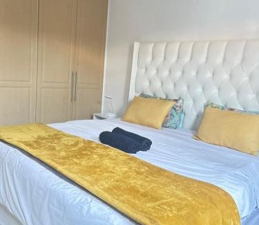 Flamingo Vlei House | DMK GUESTHOUSE 2