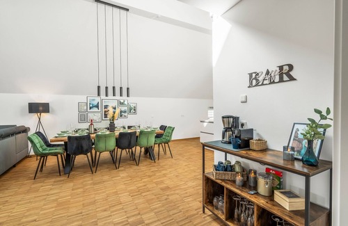 Frauenland Apartment | DND Design Loft I 170qm I Parken I Balkon I Workstation I Ne - Design Loft: 170m² Parken Netflix