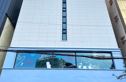 Busanjin Hotel | Doan Pool villa & Kids Hotel