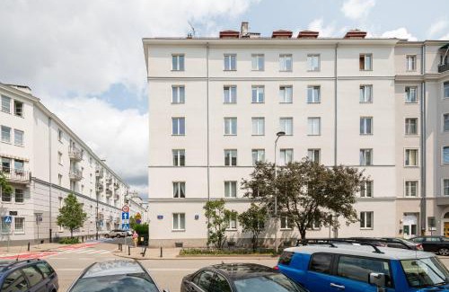 Powisle Apartment | Dobra Powiśle Superior Apartment by BookingHost