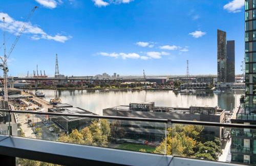 Docklands Apartment | Docklands Melbourne Victoria Harbour Views