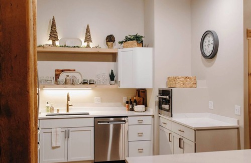 Canal Park Condo | Dockside Suite 2 | The Brix | Pool in Canal Park!