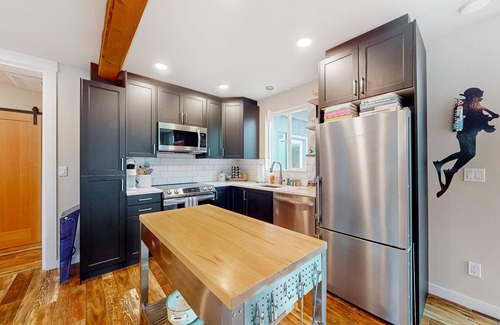 Pacific City House | Dog-friendly, brand-new shipping container home, steps from the beach