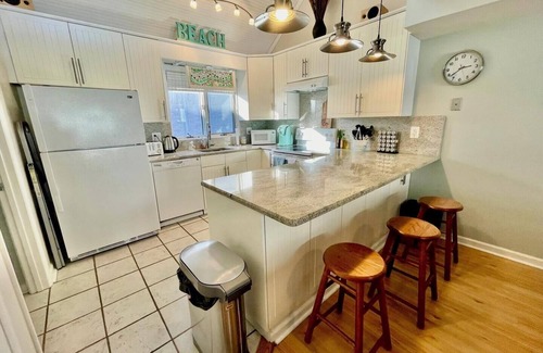 North Shores House | Dog-Friendly Dewey Beach Townhouse, Steps to Ocean, Water Views & Loft!