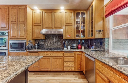 Twin Peaks House | Dog-friendly home w/fireplace, gas grill & expansive deck w/breathtaking views