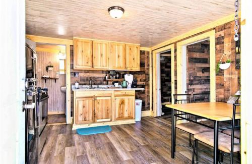 Leadville House | Dog Friendly Private Cabin w Hot Tub Leadville-A