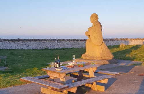 Wick House | Dog-friendly self-catering cottage on the NC500 | Perfect for couples & families