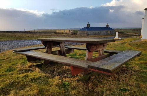 Wick House | Dog-friendly self-catering cottage on the NC500 | Perfect for couples & families