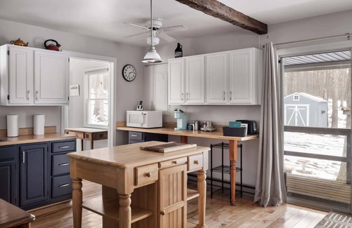 Great Cacapon Ski Chalet | Dog-Friendly w Hot Tub, Fire Pit & River Access