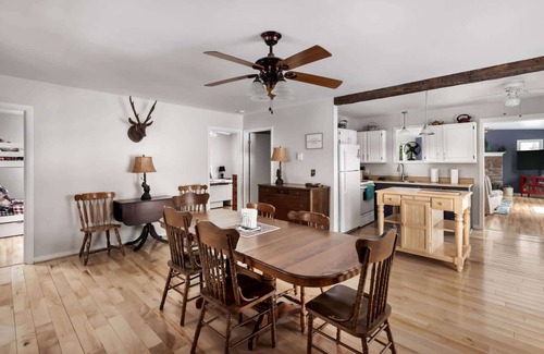 Great Cacapon Ski Chalet | Dog-Friendly w Hot Tub, Fire Pit & River Access