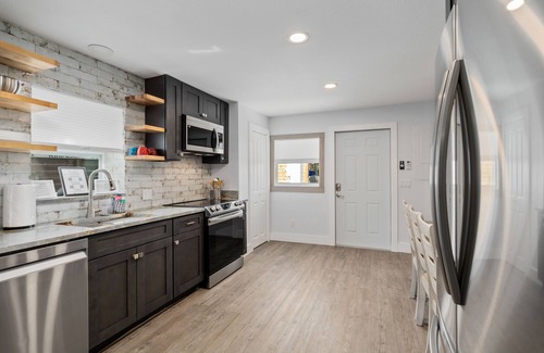 St. Augustine Apartment | Dogs Welcome! Cute space, fresh out of entire renovation! Steps to beach!