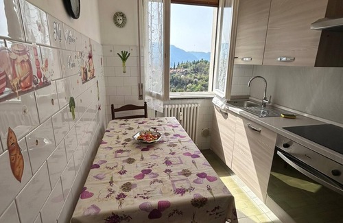 Perledo Apartment | Dolce Vita - Romantic View - Lago di Como Free Wi-fi - a Soli 3 km da Varenna
