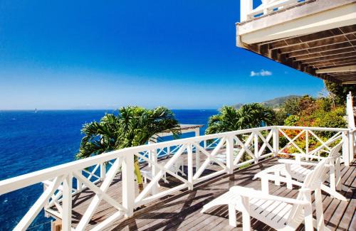Falmouth Harbour Bed & Breakfast | Dolcevita Cliff Resort by KlabHouse - Adults Only